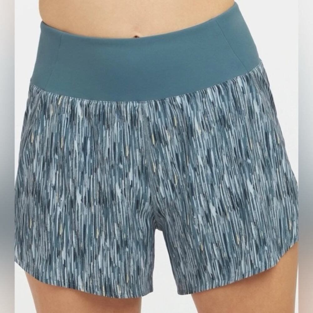 SPANX Get Moving Lined Running Workout Shorts Active Blue Brushstroke Size Small
